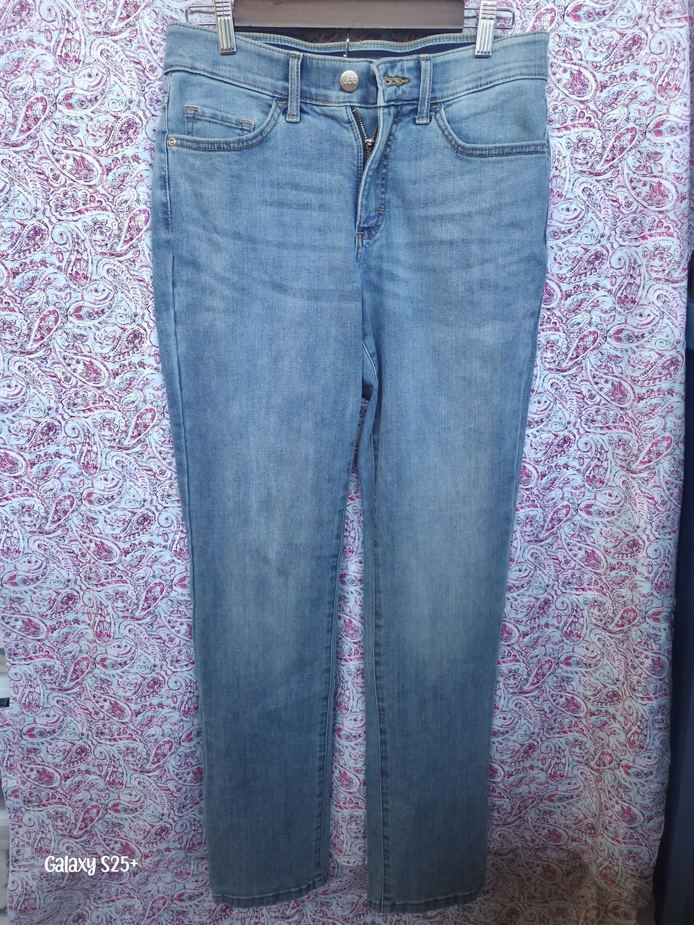 Light Blue Women's Straight-Leg Jeans- LEE